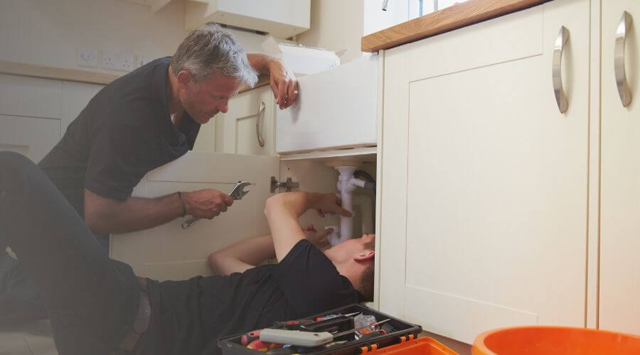 Local water heater installation in Chenoa, IL